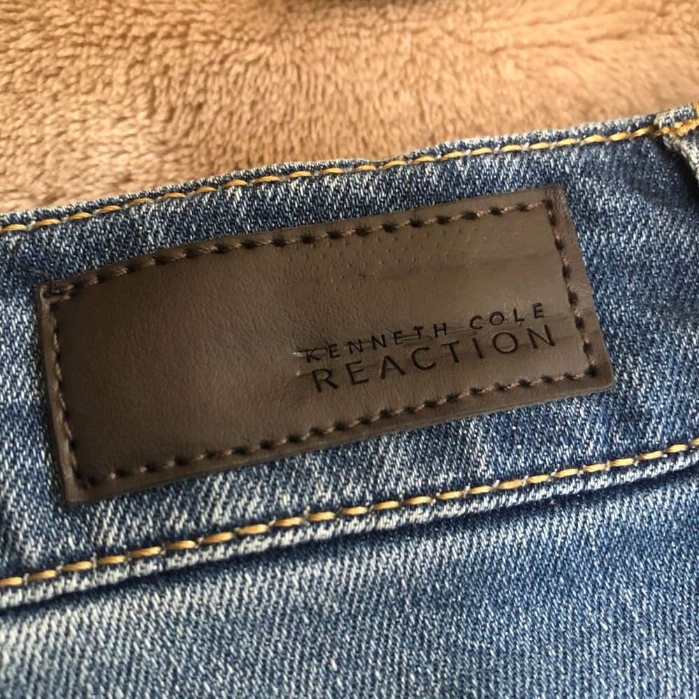 Kenneth Cole Reaction Moderna Denim Skirt - Picture 7 of 10